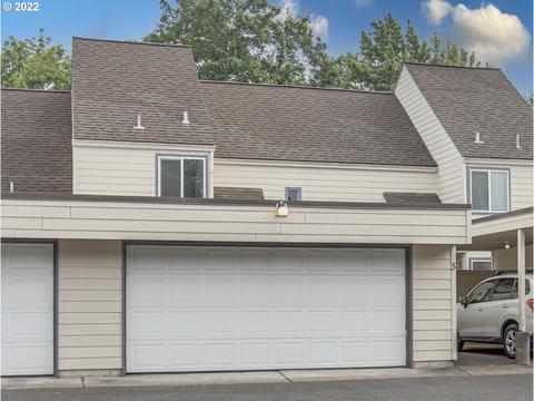 251 NE Village Squire Ave # 5, Gresham, OR 97030 photo 1