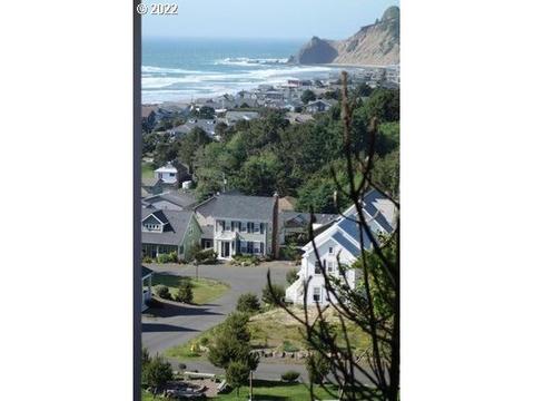 2022 Mulberry, Lincoln City, OR 97367