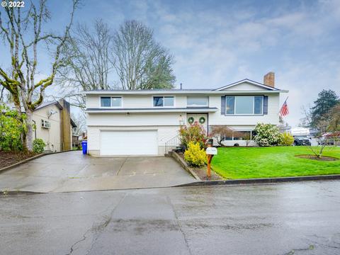 17535 Springhill Pl, Gladstone, OR 97027 photo 1