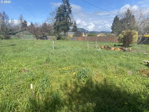 3731 Harlow Rd, Eugene, OR 97401 photo 1