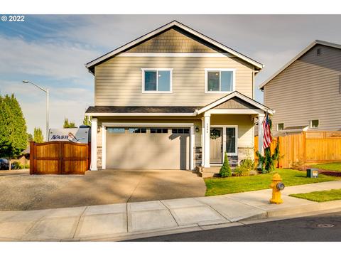 2806 SE Baker Ave, Gresham, OR 97080 photo 1