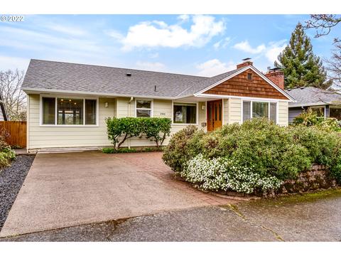 2986 Harris St, Eugene, OR 97405 photo 1