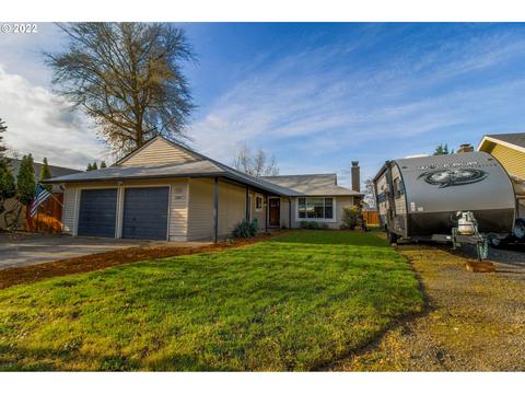 3784 Peppertree Dr, Eugene, OR 97402 photo 1