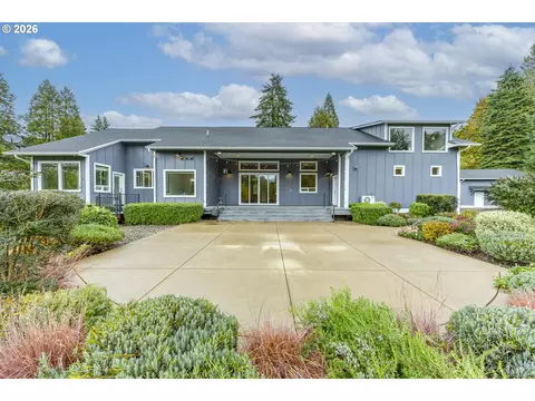 Exterior - 41620 Omlid Dr, Springfield, OR 97478 photo 9 of 14