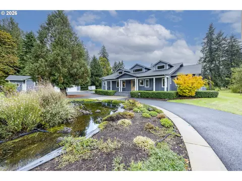 Exterior - 41620 Omlid Dr, Springfield, OR 97478 photo 4 of 14