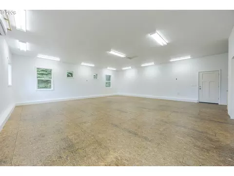 Other - 41620 Omlid Dr, Springfield, OR 97478 photo 12 of 14