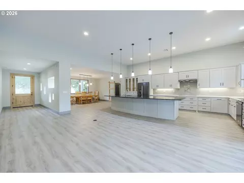 Other - 41620 Omlid Dr, Springfield, OR 97478 photo 1 of 14