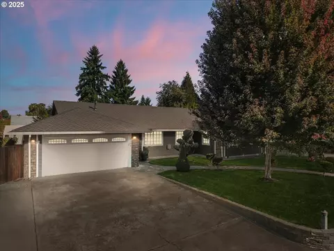 3135 SE Brian St, Hillsboro, OR 97123