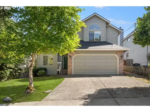 2130 Long St, West Linn, OR 97068