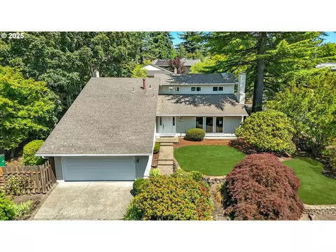 15025 NW Oakhills Dr, Beaverton, OR 97006
