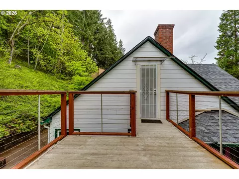 Exterior - 3398 Olive St, Eugene, OR 97405 photo 4 of 10