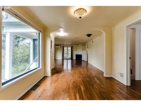 Living - 3398 Olive St, Eugene, OR 97405 photo 7 of 7