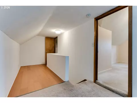 Entry Way - 3398 Olive St, Eugene, OR 97405 photo 2 of 2