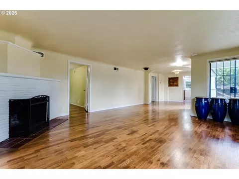 Living - 3398 Olive St, Eugene, OR 97405 photo 4 of 7