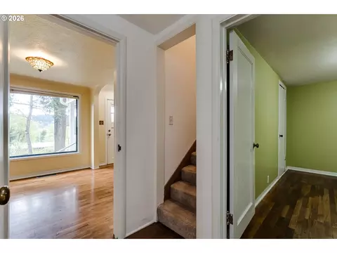 Entry Way - 3398 Olive St, Eugene, OR 97405 photo 1 of 2