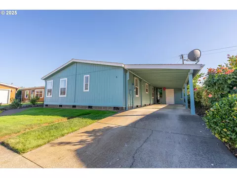 11105 NE Main St #6, Donald, OR 97020