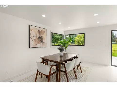 Dining - 14280 SE 268th Ct, Boring, OR 97009 photo 1 of 1