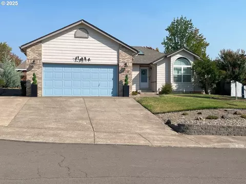 5114 Cherie Ct SE, Salem, OR 97306