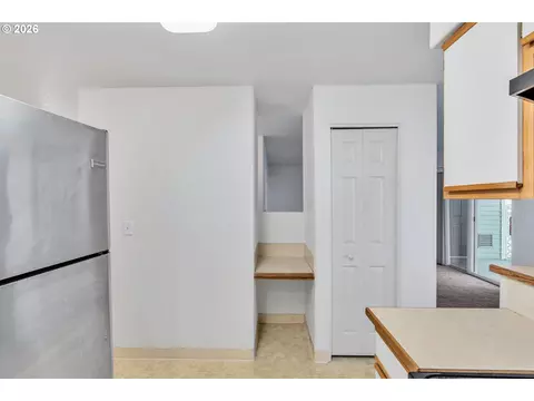 4614 W Powell Blvd #158, Gresham, OR 97030 photo 8
