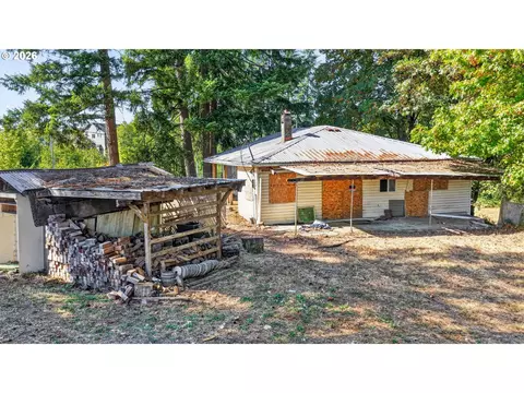 Exterior - 19424 SE Bornstedt Rd, Sandy, OR 97055 photo 3 of 11