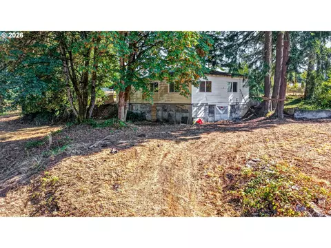 Exterior - 19424 SE Bornstedt Rd, Sandy, OR 97055 photo 8 of 11