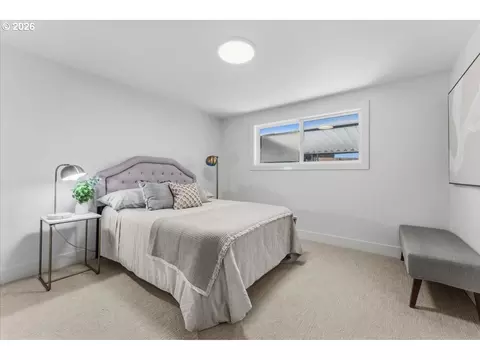 Bedroom - 17055 SE Webster Rd, Gladstone, OR 97027 photo 1 of 9