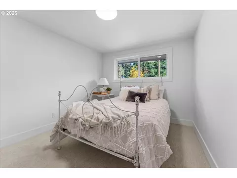 Bedroom - 17055 SE Webster Rd, Gladstone, OR 97027 photo 9 of 9