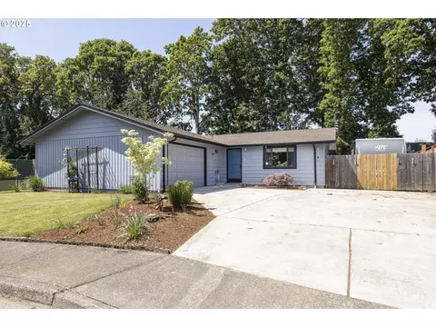 593 SW Fairlawn Ct, Dallas, OR 97338