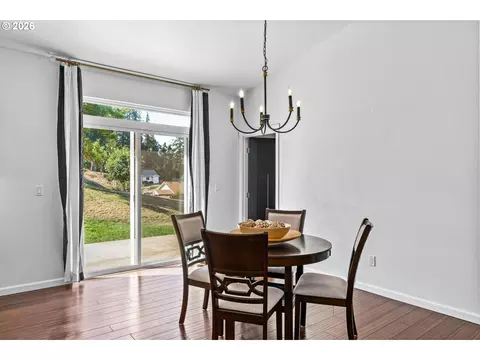 Dining - 2187 E Madison Ave, Cottage Grove, OR 97424 photo 2 of 3