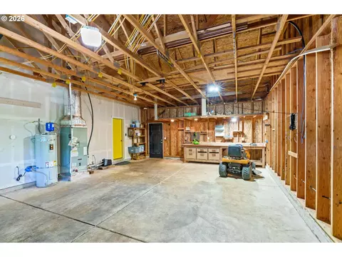 Other - 2187 E Madison Ave, Cottage Grove, OR 97424 photo 6 of 8