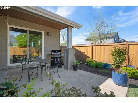 Exterior - 3297 Korbel St, Eugene, OR 97404 photo 5 of 8