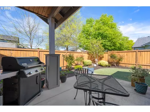 Exterior - 3297 Korbel St, Eugene, OR 97404 photo 4 of 8