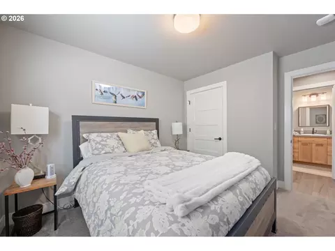 Bedroom - 3297 Korbel St, Eugene, OR 97404 photo 6 of 6