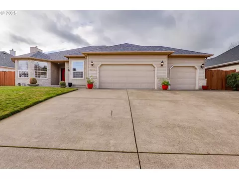 4256 Altura St, Eugene, OR 97404