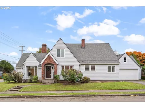 7432 N Commercial Ave, Portland, OR 97217