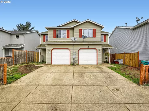 12617 SE Taggart St, Portland, OR 97236