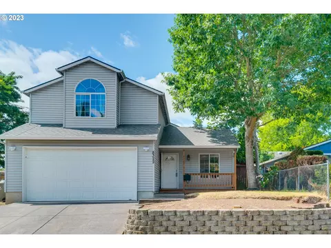 8322 N Olympia St, Portland, OR 97203