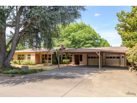 972 Forrester Way, Eugene, OR 97401