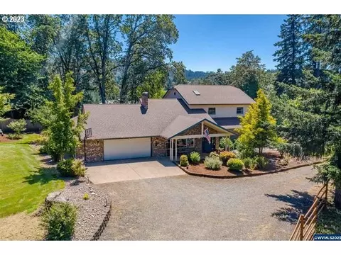 37518 Sodaville Cut Off Dr, Lebanon, OR 97355