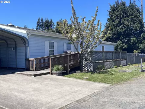 2018 Myrtle St, North Bend, OR 97459