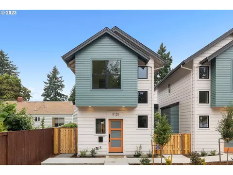 5125 SE Duke St, Portland, OR 97206