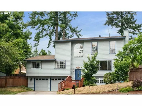 1403 SW 23rd Ct, Gresham, OR 97080