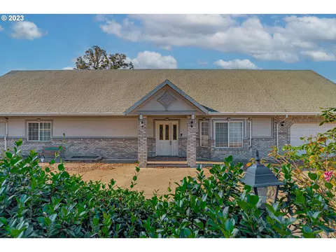 16015 SE Oatfield Rd, Milwaukie, OR 97267