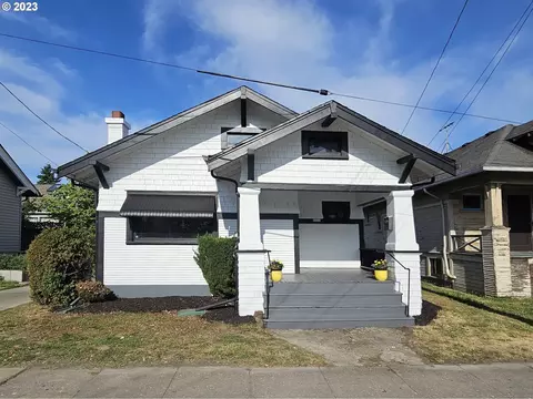 2216 SE Cesar Estrada Chavez Blvd, Portland, OR 97214