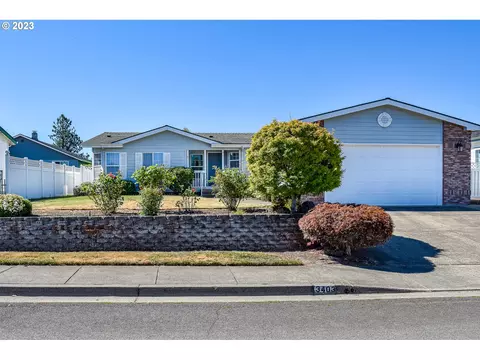 3403 Lake Vanessa Cir, Salem, OR 97304