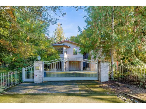 25730 SW Wolsborn Ave, Hillsboro, OR 97123