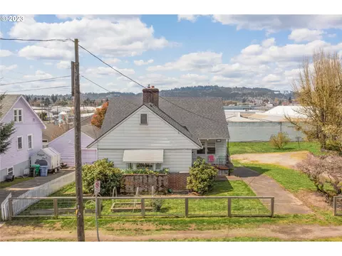 5121 SE 28th Ave, Portland, OR 97202