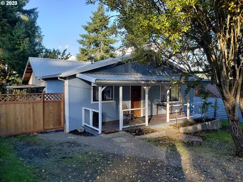 640 SW Hill Dr, Willamina, OR 97396