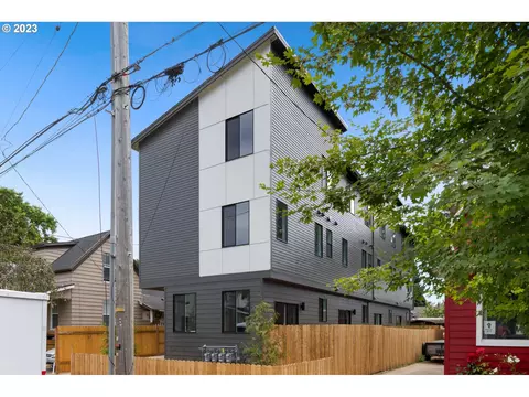 5928 N Michigan Ave, Portland, OR 97217