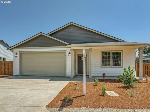 9278 Glory Ct, Salem, OR 97305